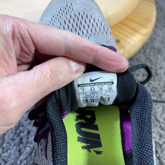 Nike Zoom Pegasus 32 Running Shoe Womens Size 7 Fabric Gym Training Sneakers - Picture 6 of 7